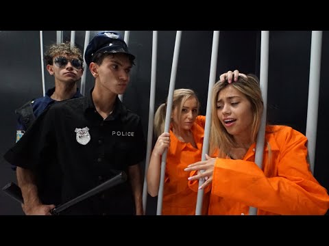 i-trapped-my-girlfriend-in-prison-for-24-hours!