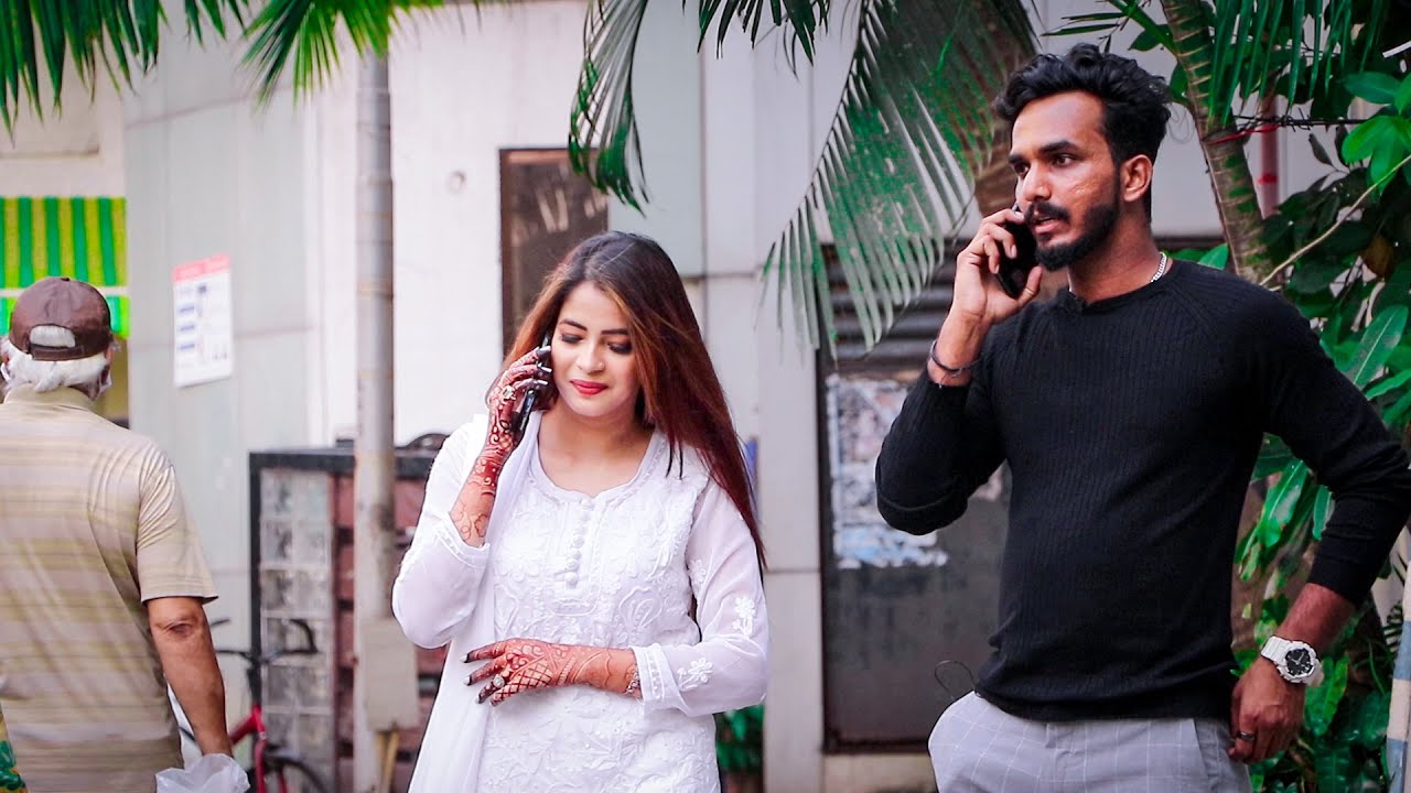Aap koi Chand🌜 ka Tukda ho kya - CALL CLASH PRANK ft. AJ || Oye It's Uncut
