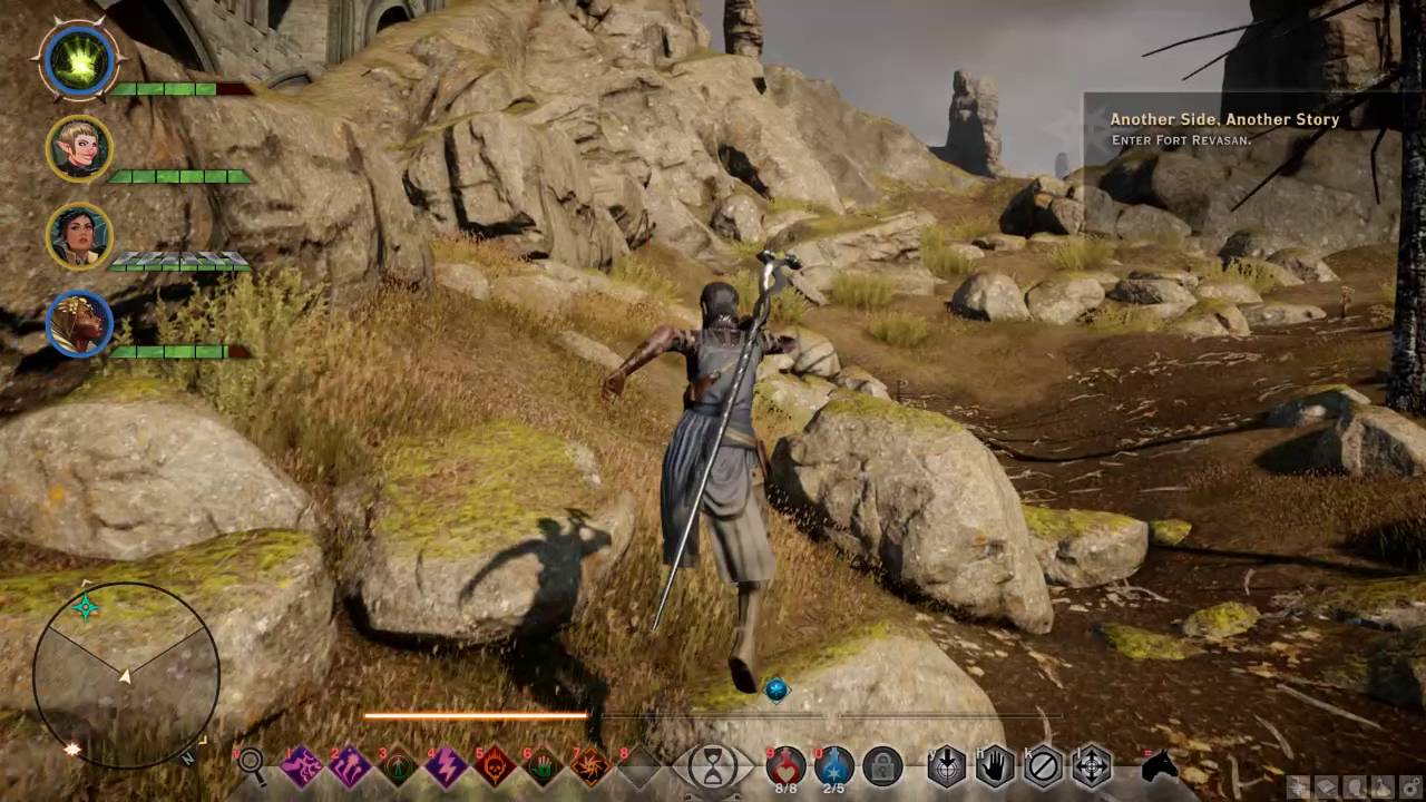 Cassandra Pentaghast, fashion critic