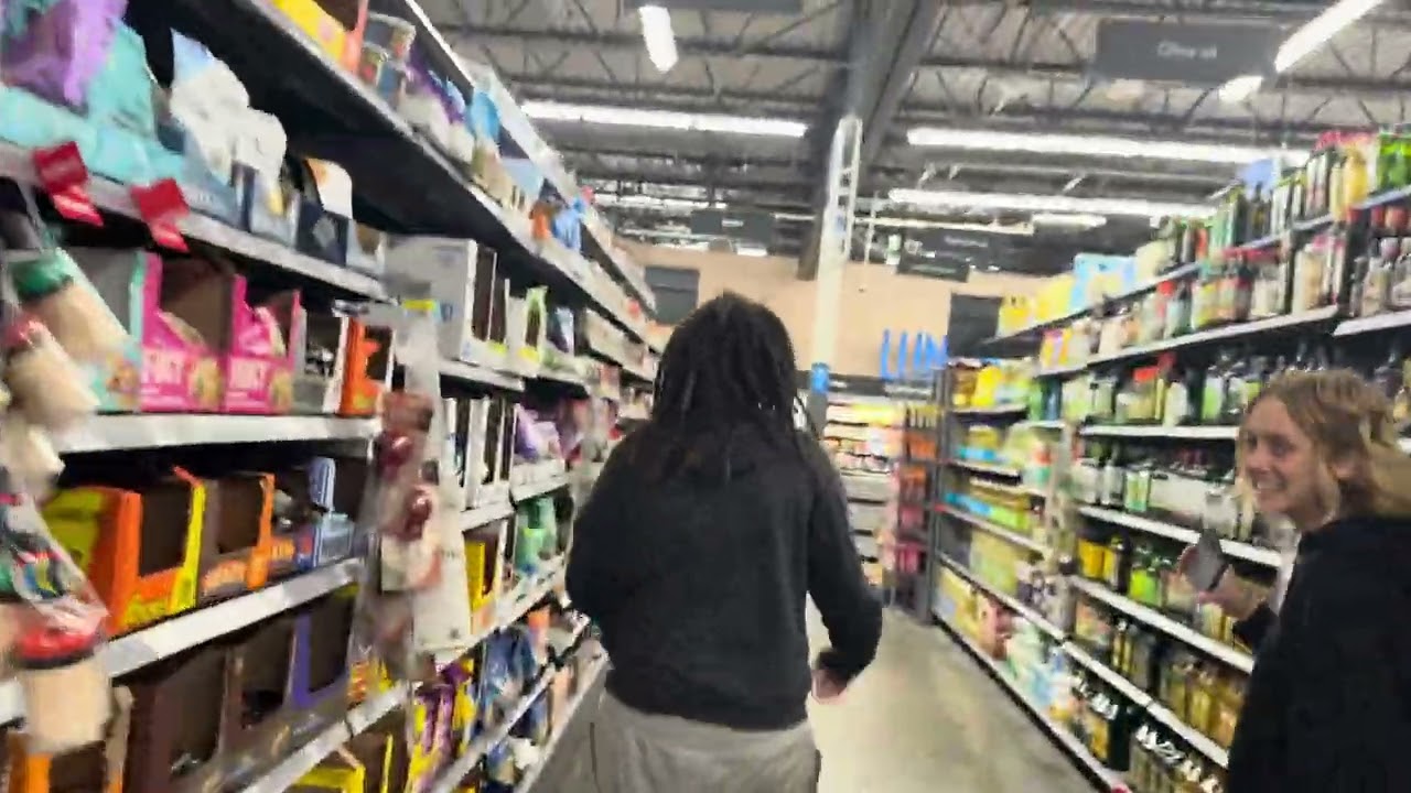 Messing around in walmart 😂