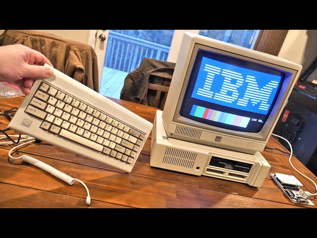 Testing a Vortex PC66 Keyboard on an IBM PCjr - YouTube