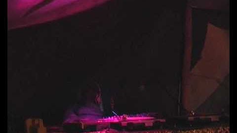 cat /dev/null, start of Phonoscope 2004 set