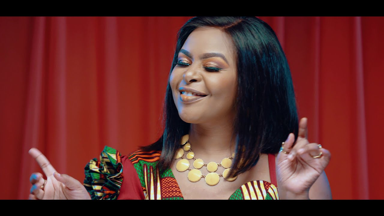 Size 8   Yahweh Official Video