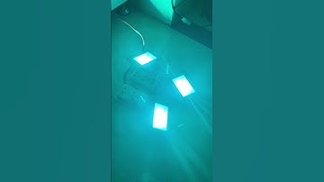 Led pha cùng đổi mầu khi bật đèn