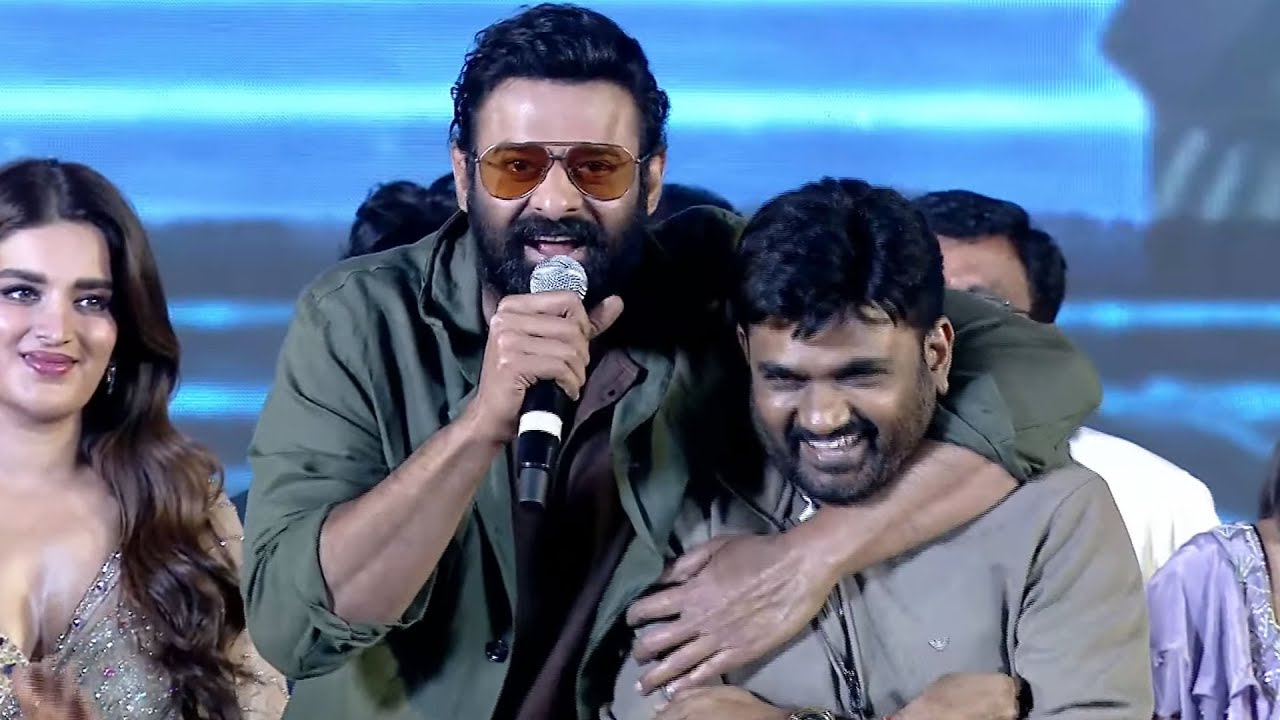 Prabhas Super Entertaining Speech 👌🤣 | #TheRajaSaab Pre-Release Event