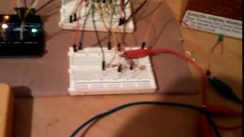 Reading voltages with arduino analog input pin 02
