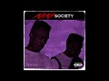 Não deixe de ouvir 'NANA Society', o agurdado álbum de estreia dos irmãos N.A.N.A.