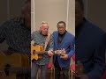 Capture de la vidéo George Benson & Tommy Emmanuel Having Some Fun At Breezin' With The Stars! 🙌