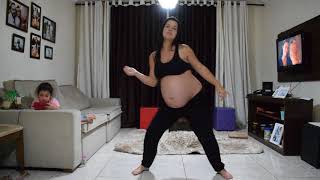 Grávida Dançando