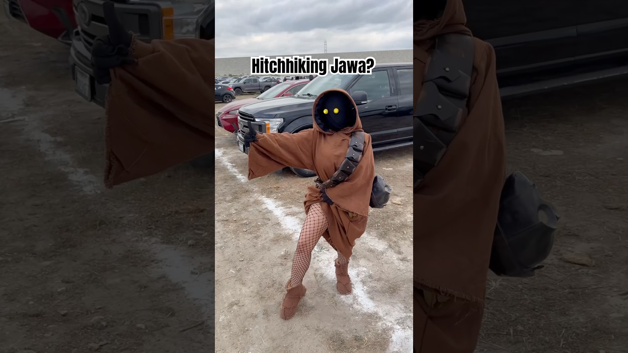 Hitchhiking Jawa at faire ? #viralshort #cosplay #foryou #starwars