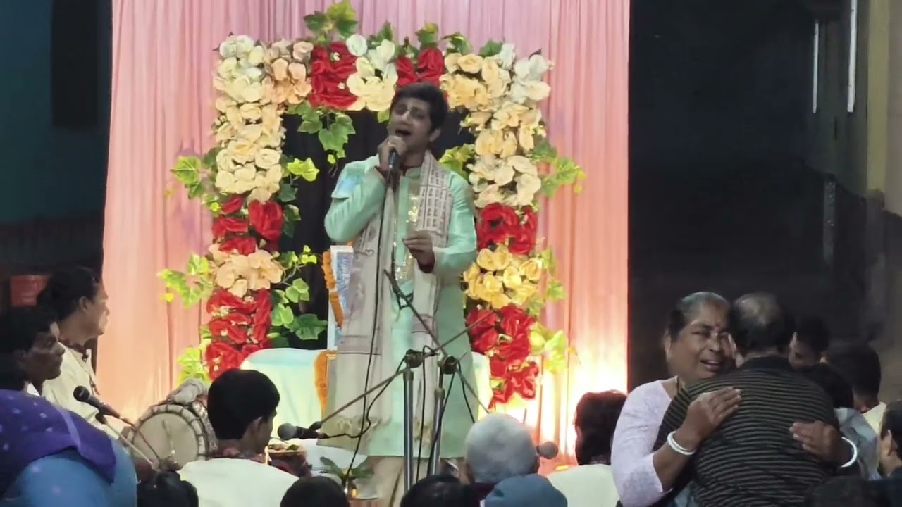 মা মা বলে কেঁদে বুক ভাসালেন।আসর:হাজিগঞ্জ মোকিমাবাদ-চাঁদপুর।কীর্তনীয়া-সুজন সুত্রধর।যোগা☎️01817955399