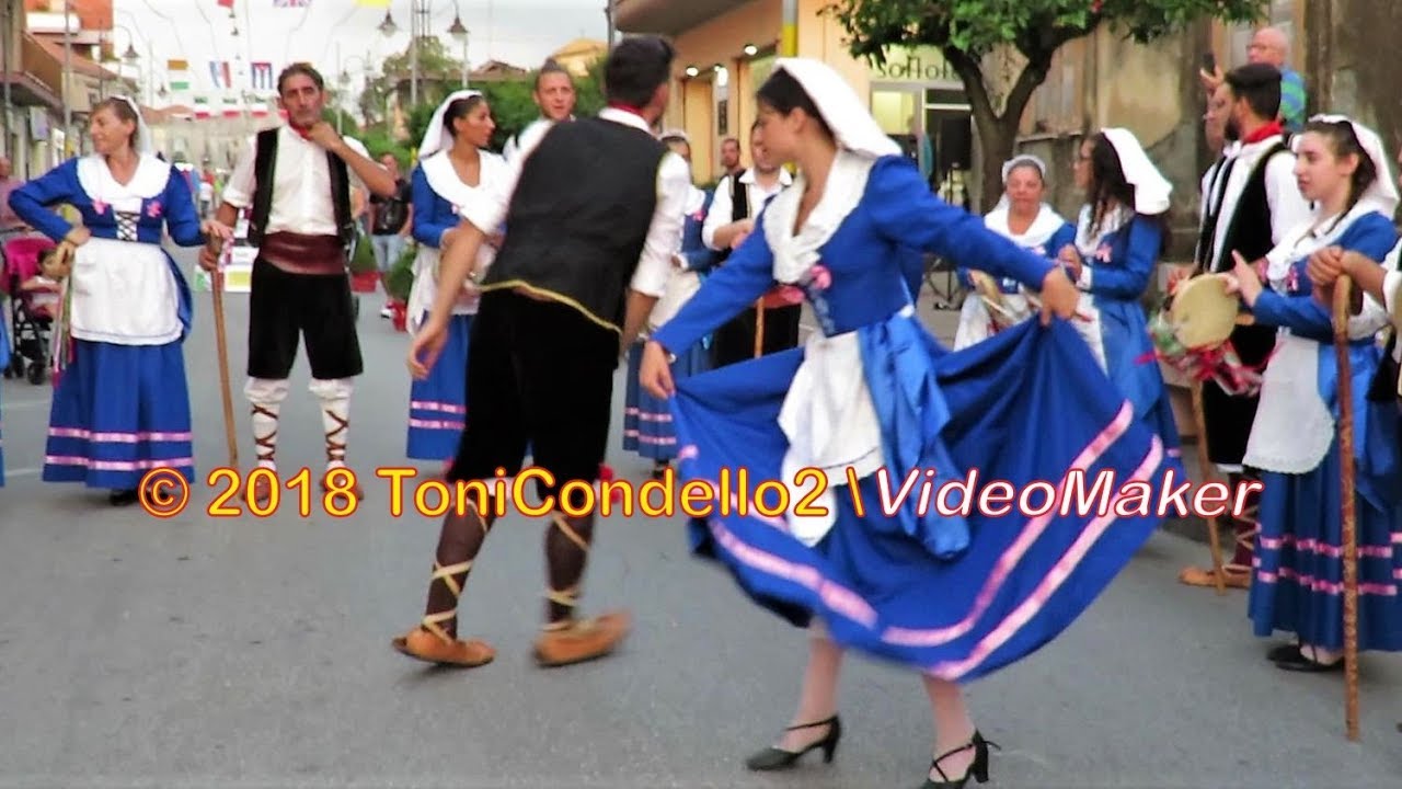 Tarantella tradizionale calabrese con i Peddaroti - by ToniCondello2
