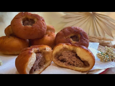Беляши. Беляши с мясом на дрожжевом тесте.
