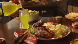 No hay pollo a la brasa sin Inca Kola