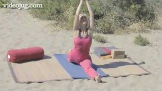 Yoga: Monkey Pose