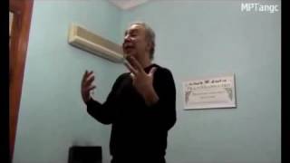 Osvaldo Natucci Milonguero - The Communication In Social Tango Is Through The Torsos