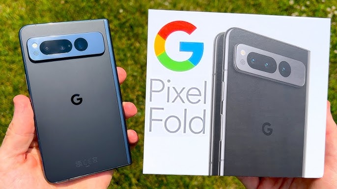 Google Pixel Fold Unboxing, Setup and First Look (4K 60) 