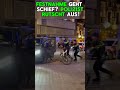 Was Passiert Wenn Die Festnahme Schief Geht Polizei Rutscht Aus