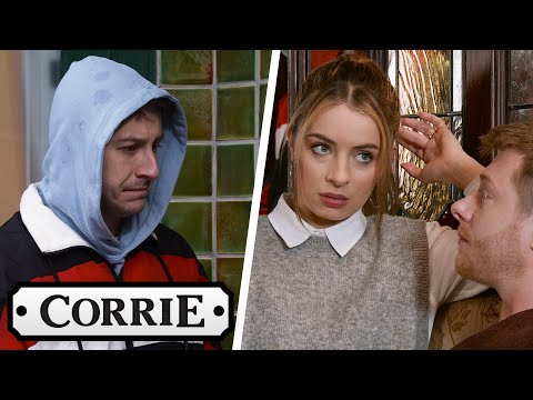 Ryan Over Hears Daisy Bad Mouthing Him | Coronation Street