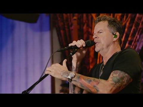 Gary Allan Is Poster Child for Body Art