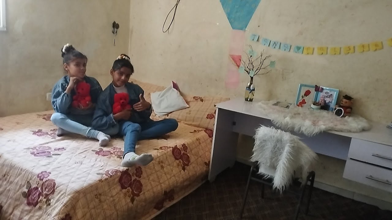 مقلب في أختي المتابعين بكرهوكي وما بدهم إياكي تصوري معي 🥴زعلت كتير شوفوا ردة فعلها  love you ♥️