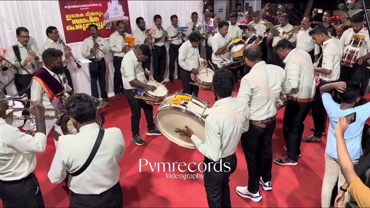 തുടക്കം ഗംഭിരം ആദ്യ അവതരണം        🥁 NEW KERALA BAND  CHALAKUDY     കുന്നംകുളത്തിന്റെ മണ്ണിൽ