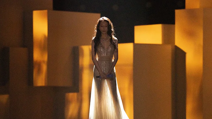 莫文蔚 Karen Mok《這世界那麼多人 Empty World》Live Video - 2021抖音美好奇妙夜 - 天天要聞