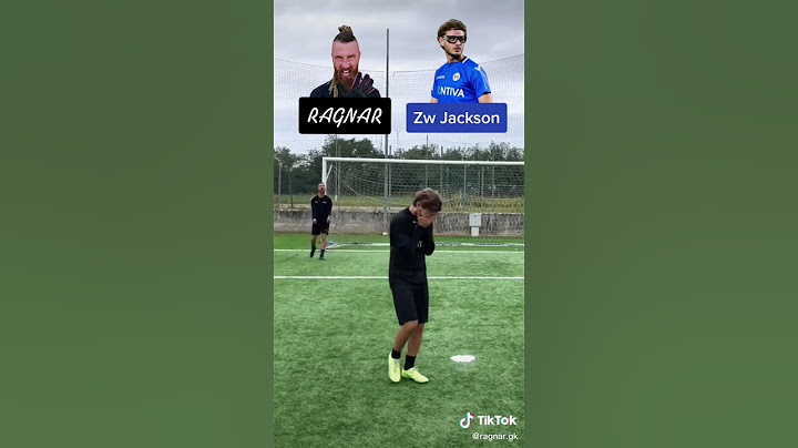 FOOTBALL PENALTY CHALLENGE! ZW VS RAGNAR #shorts