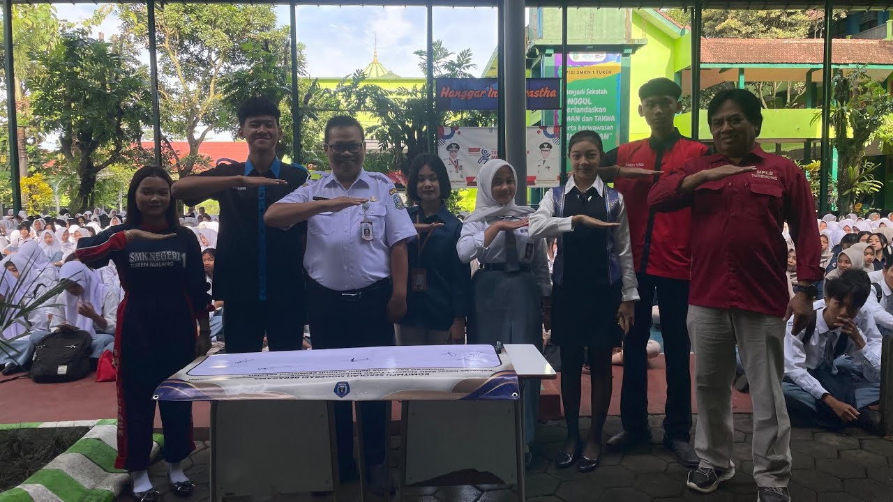 Ikrar & Penandatanganan Komitmen Sekolah Moderasi Beragama | SMK Negeri 1 Turen 2025
