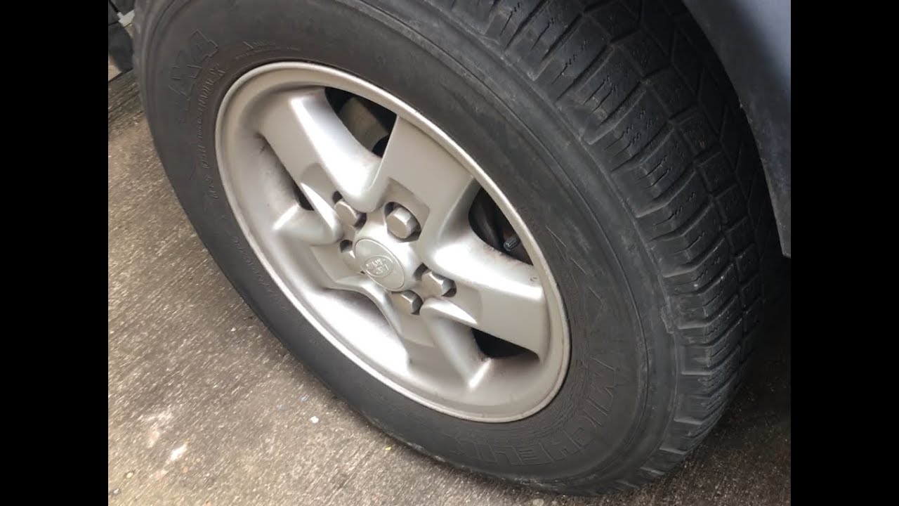 How to Remove Stubborn Range Rover P38 / Land Rover Discovery Wheel