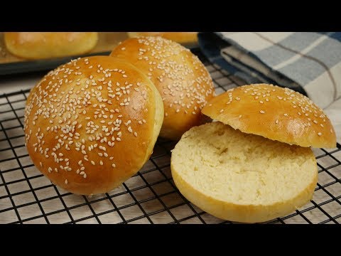 Video: Wie Man Hamburgerbrötchen Backt