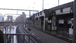 JR-E655系「なごみ」通過
