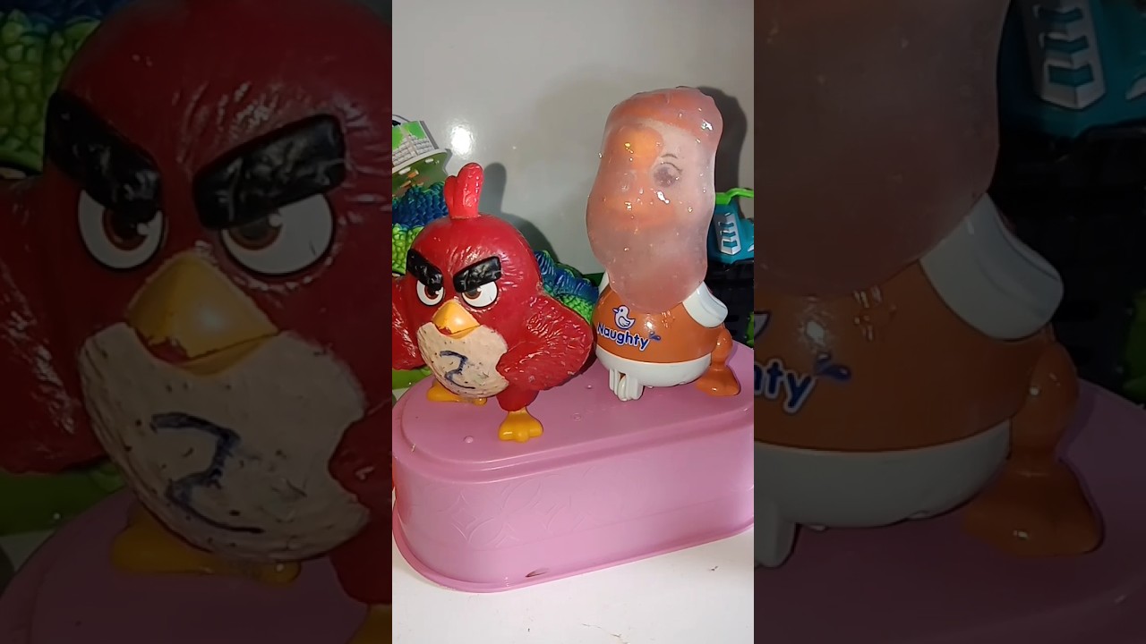 Unboxing Donald Duck and Angry Birds toys 