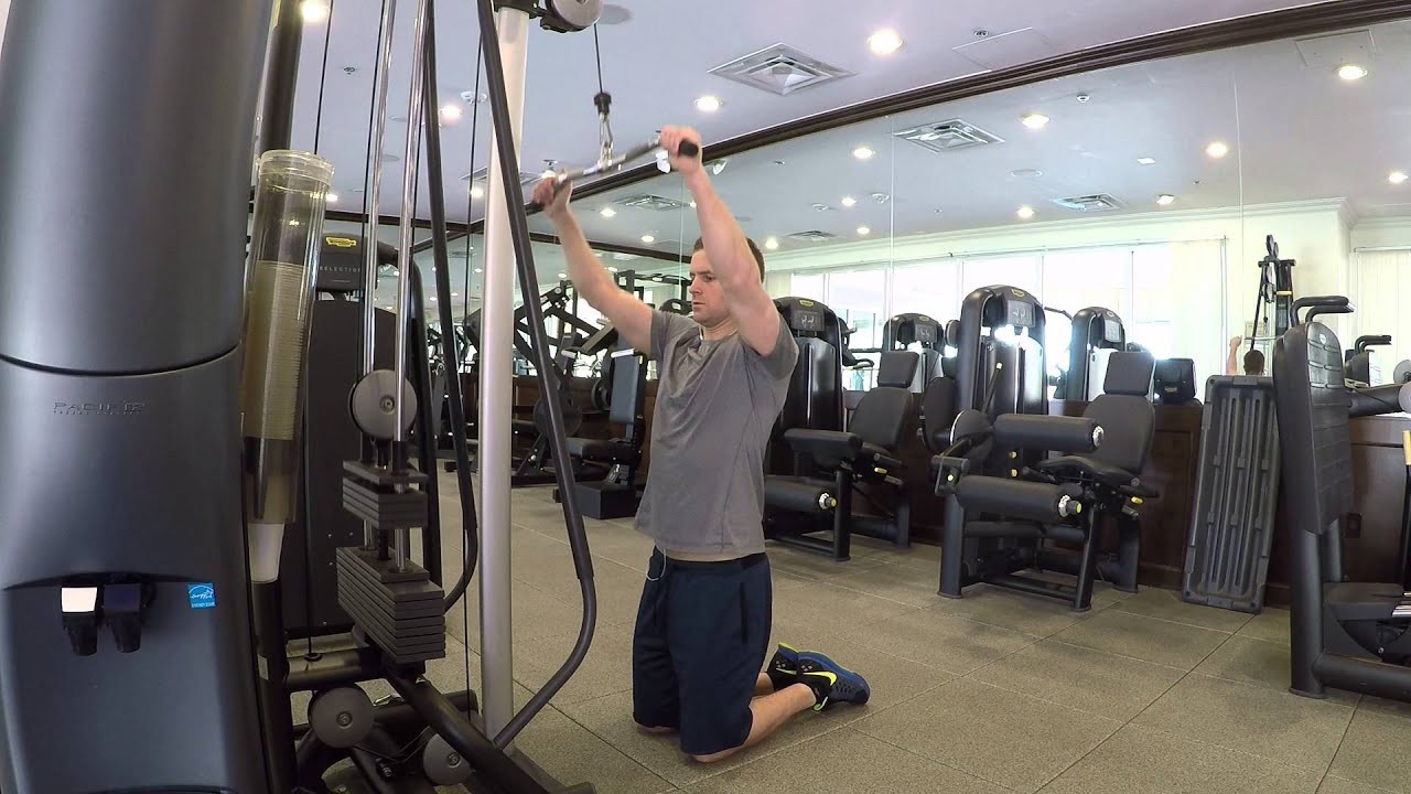 Kneeling Wide Grip Lat Pull Down - YouTube
