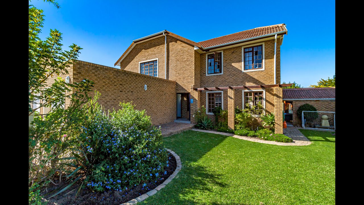 19 Ashford Crescent, Brookside Village YouTube