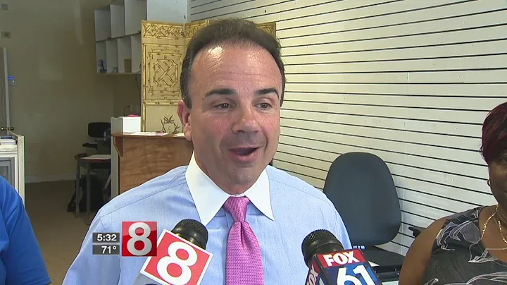 Ned Lamont tells Joe Ganim to get out of the bathr...