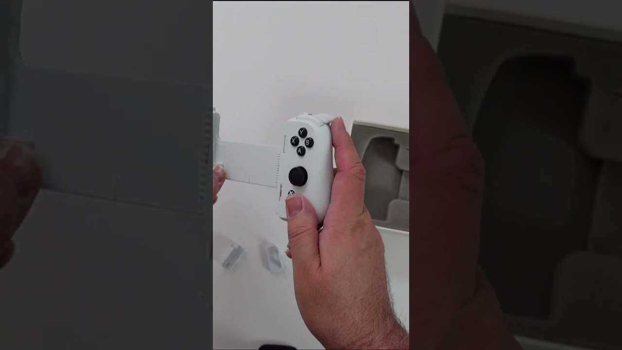 Razer Kishi V2 for iPhone - Unboxing 