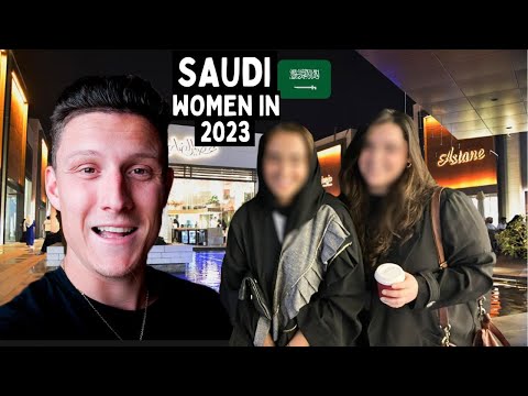 Saudi Girls Show Me How They Have FUN 🇸🇦 RIYADH Nightlife الرياض