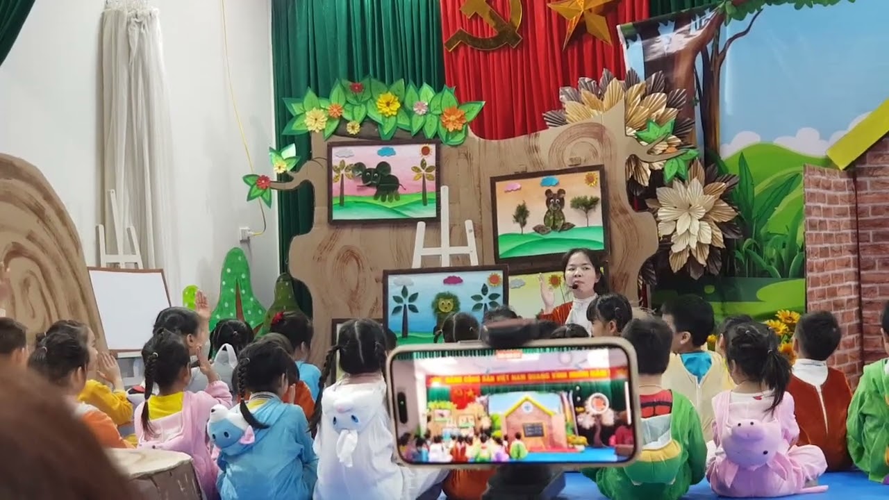 Ứng dụng steam. Tạo tranh con vật từ lá cây. Trường mầm non Liên Cơ