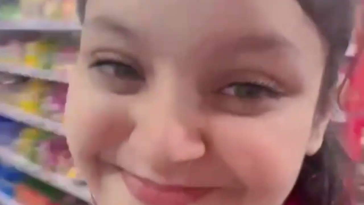 MINI VLOG🎀 YEAH GUYS I JUST UPLOADED MY FIRST VLOG❤️‍🩹! DO YOU NOT MIND THE EDITING❤️‍🩹🎀👍