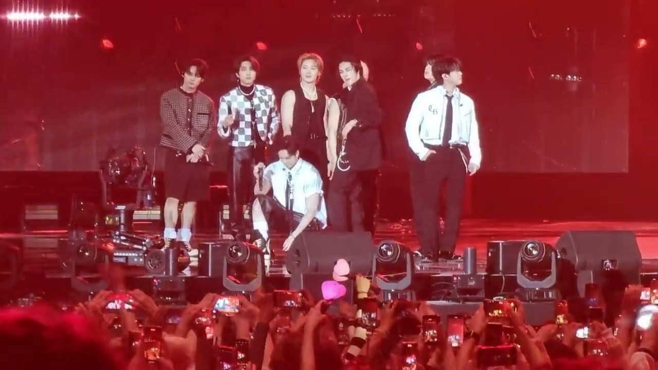 Stray Kids @Le Gala des Pieces jaunes Paris 260124 (full + end)