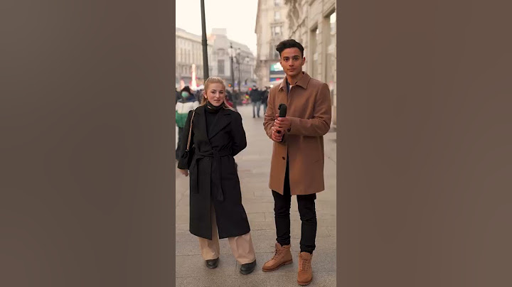 سالت البنات الايطالية كم كان عمرك عندما فقدتى عذريتك؟!