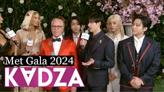 [Русская Озвучка Kadza] Первое Появление Stray Kids С Tommy Hilfiger На Met Gala 2024 | Vogue