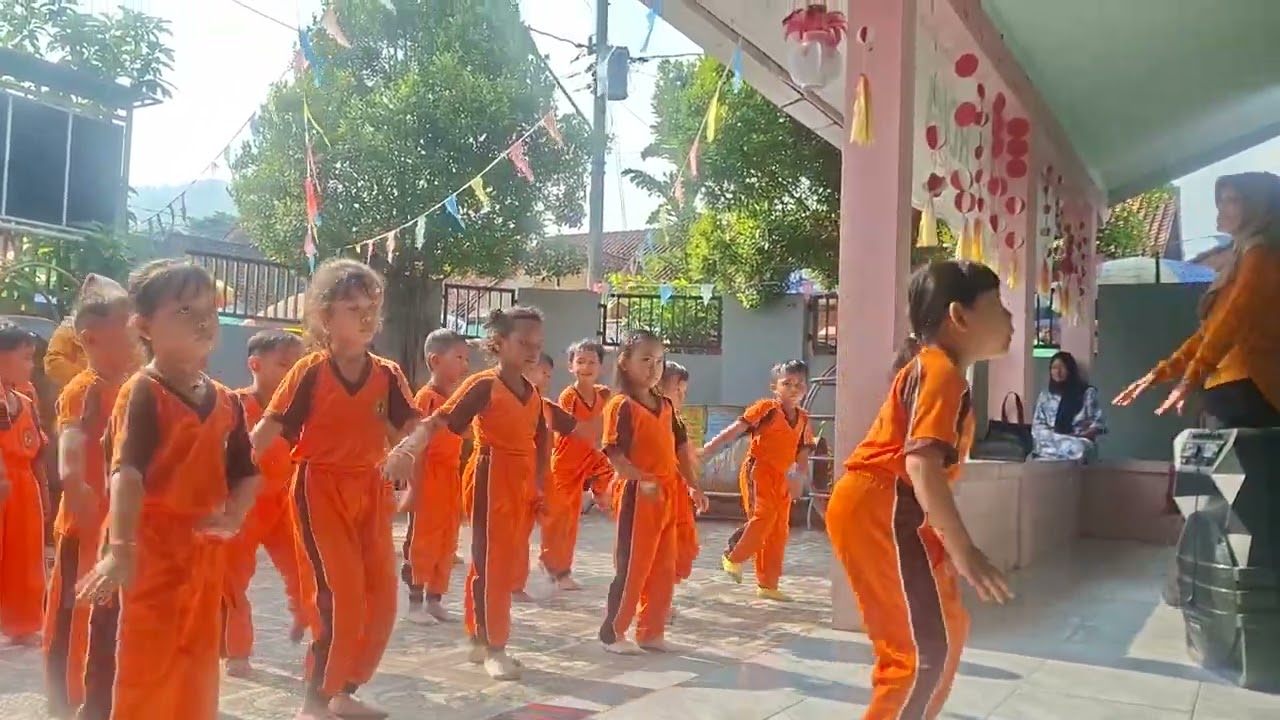 SENAN INDONESIA HEBAT DI TK PERTIWI