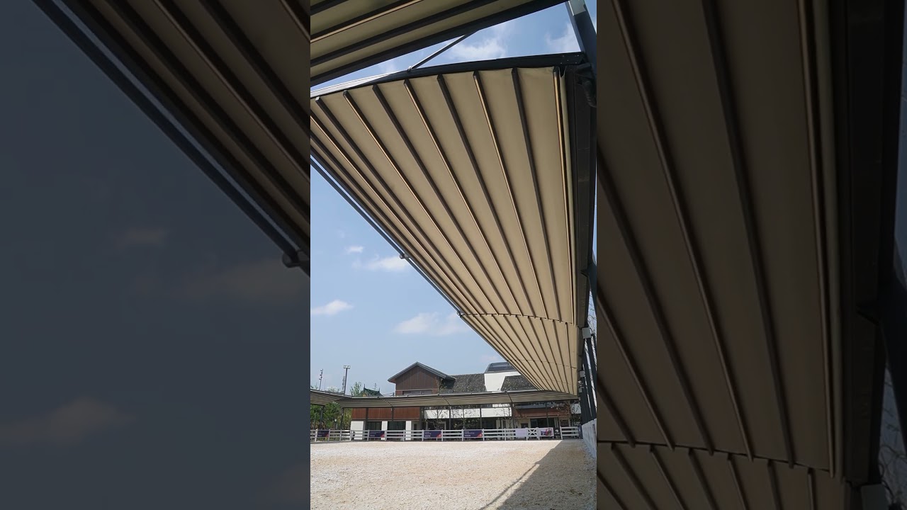 retractable awning roof, led light strip, made of aluminum alloy，PVC fabric 