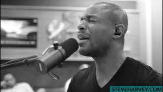 Tank and Roscoe P. Wallace Perform 'Please Don't Go'