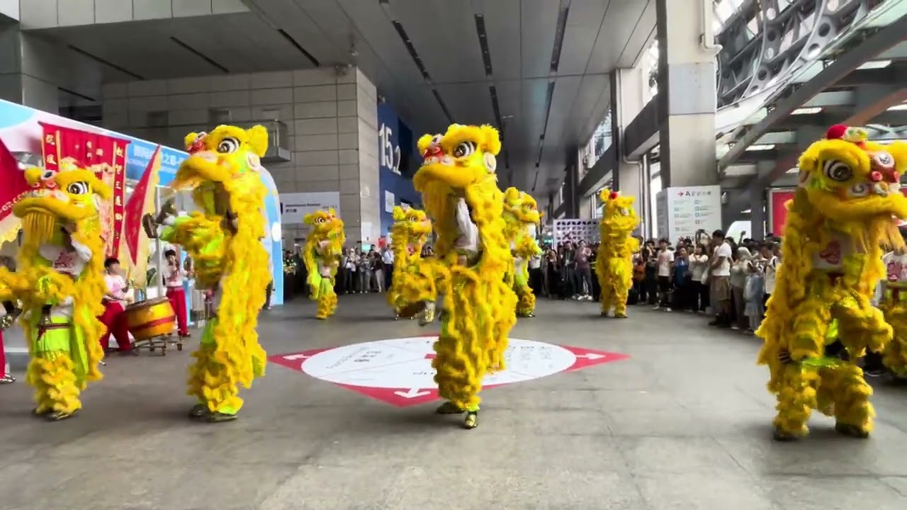 Watch Canton Fair , opening Phase , Guangzhou, China, Dragon and Lion Dance on YouTube Watch Canton Fair , opening Phase , Guangzhou, China, Dragon and Lion Dance on YouTube