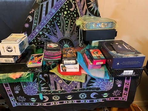 November 30, 2021 | #ONLY10DECKS VR TO KATEY FLOWERS | MY FAVORITE TAROT DECKS