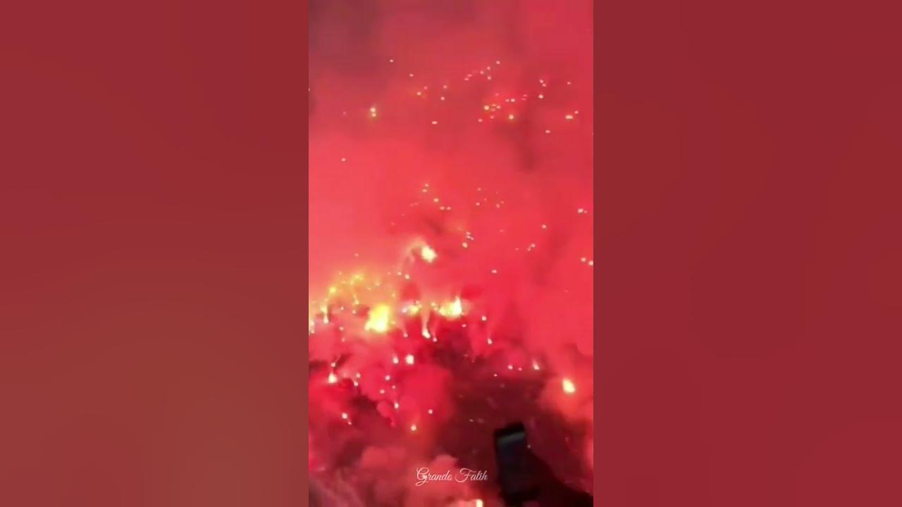 Çocukluk Aşkımsın - Galatasaray