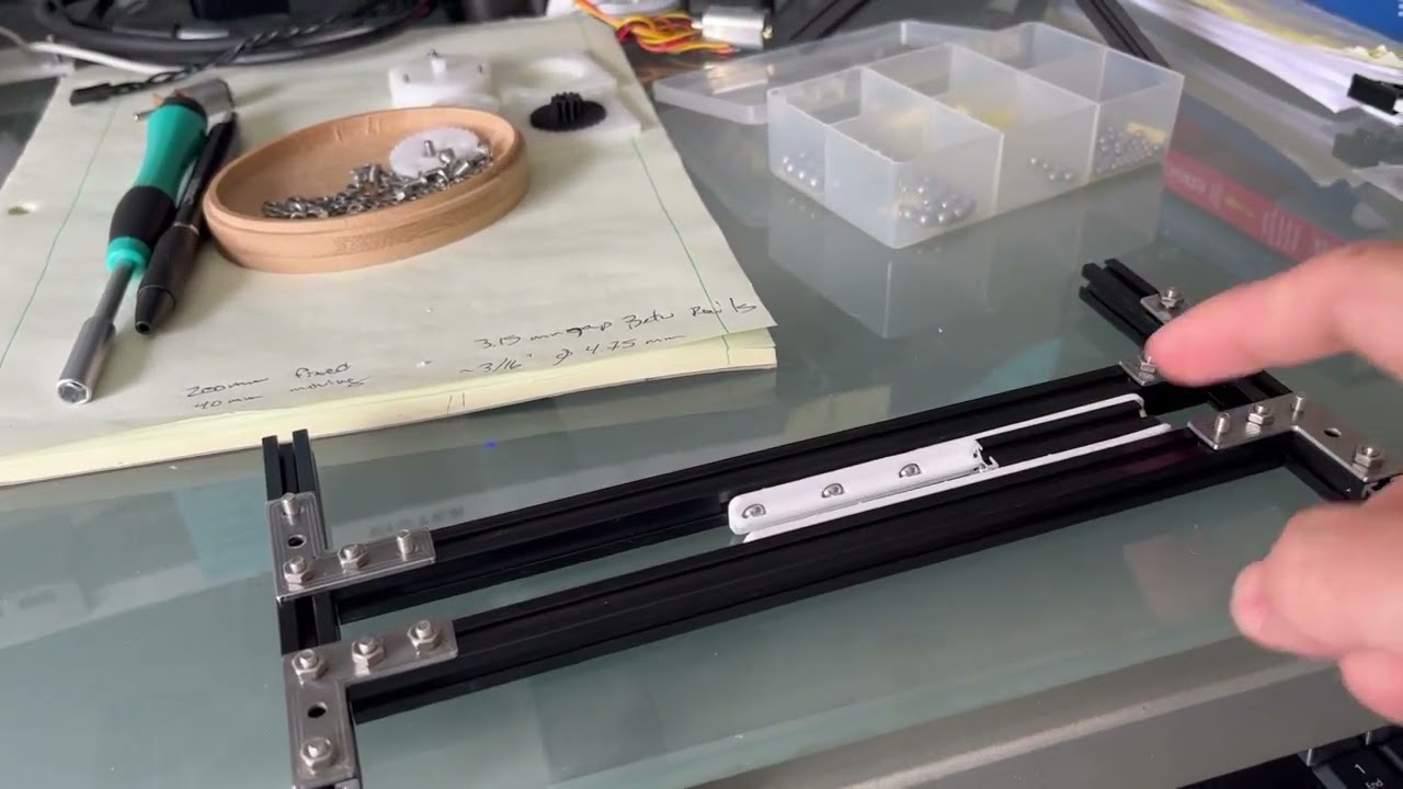 Makerbeam Linear Slide